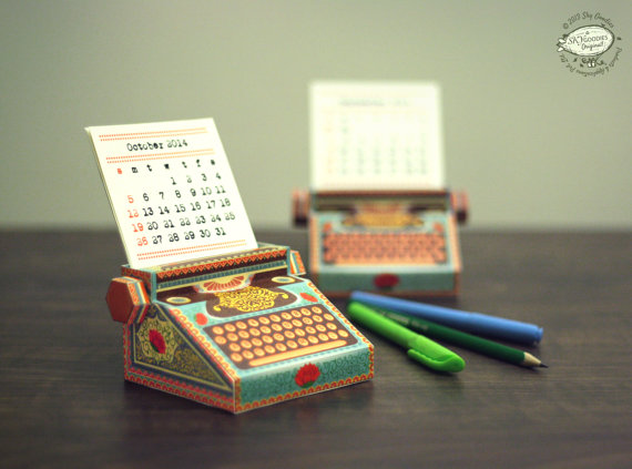 Paper DIY Typewriter Calendar